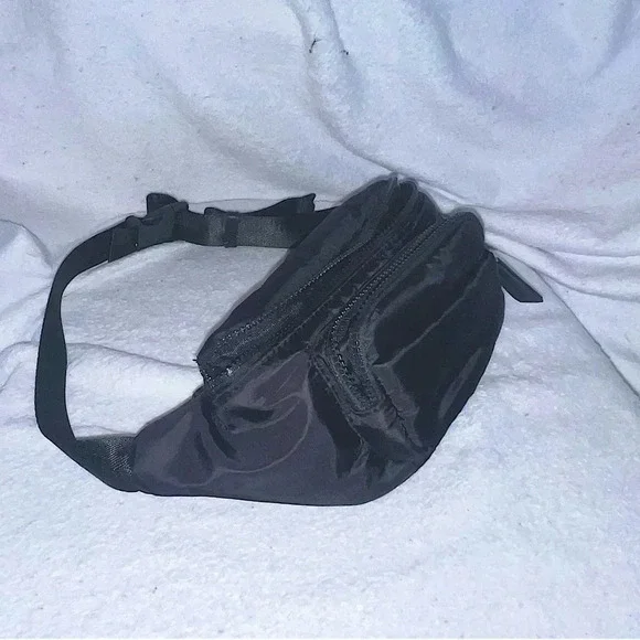Fanny Pack - Picture 2 of 4